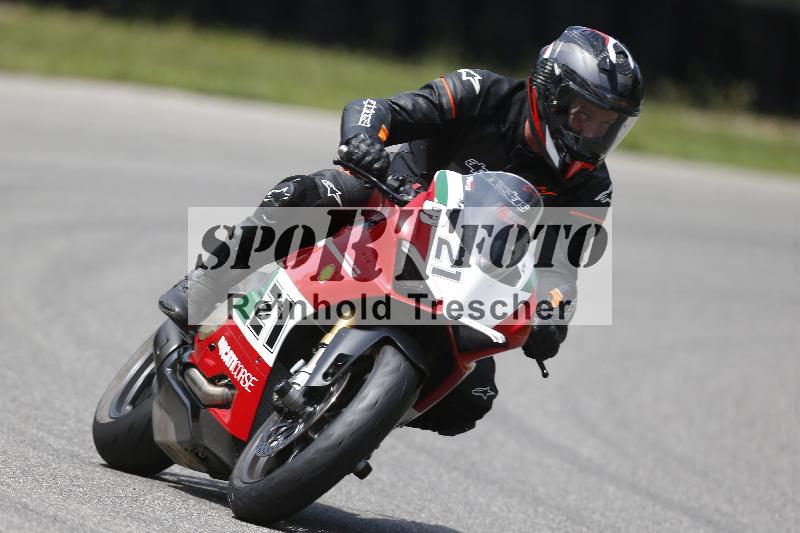 /27 12.06.2025 Ducati Schweiz Trackday Warmup  ADR/gelb-jeaune/9